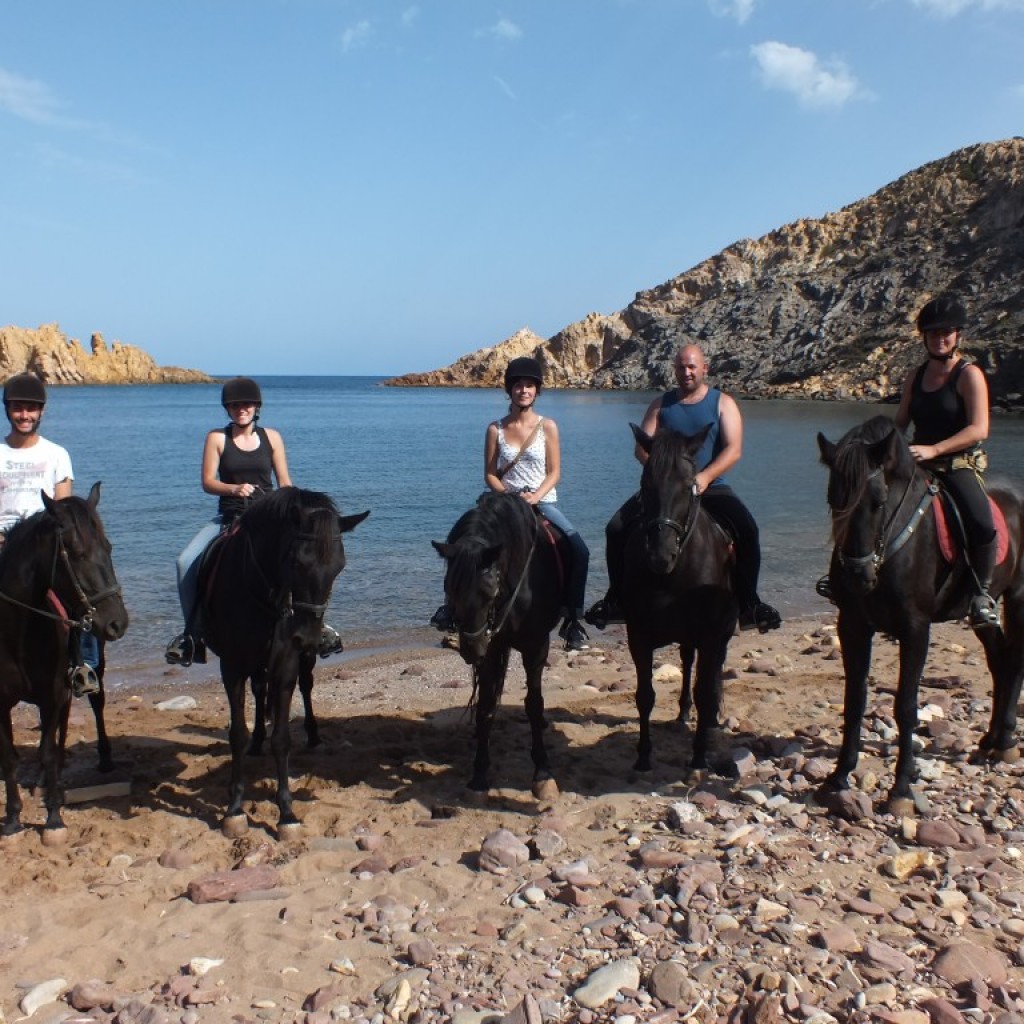 RUTAS CON CABALLOS DE PURA RAZA MENORQUINA